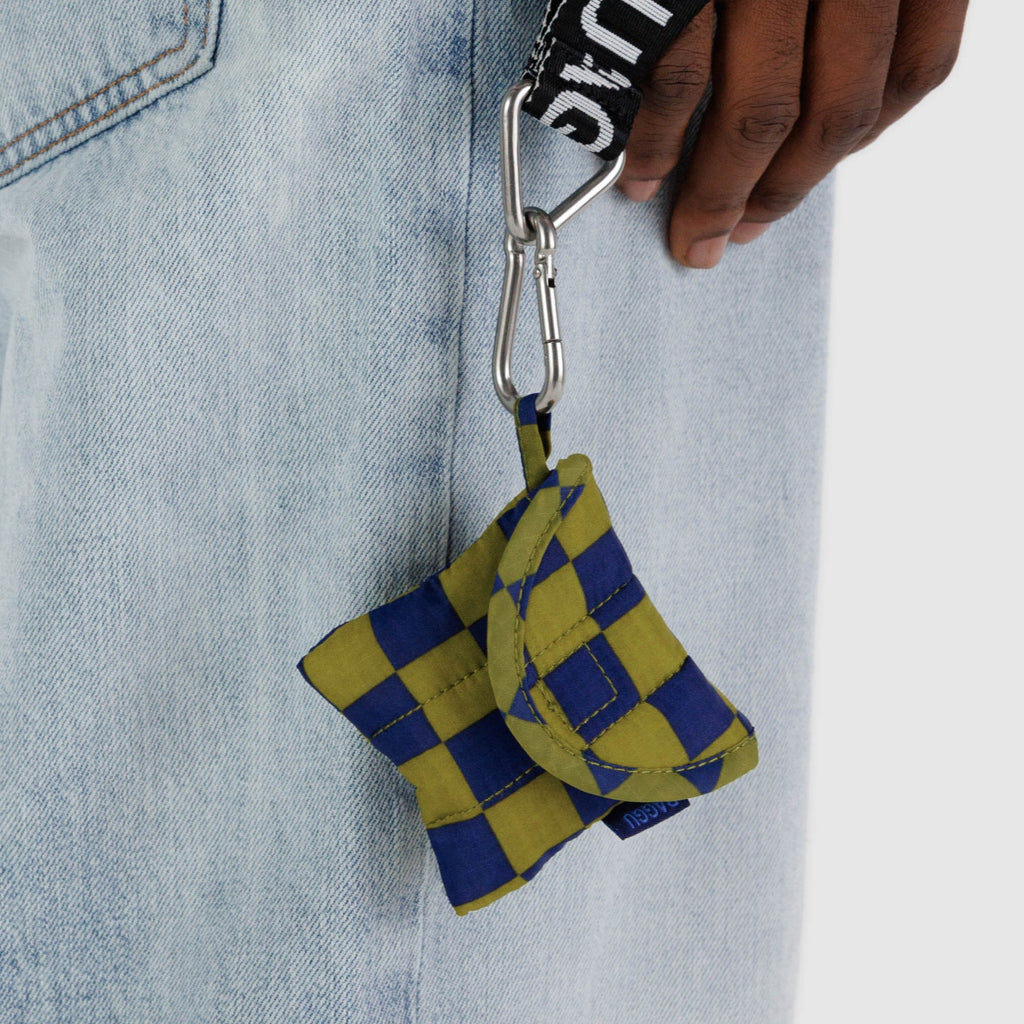 Puffy Earbuds Case - Pear Navy Check