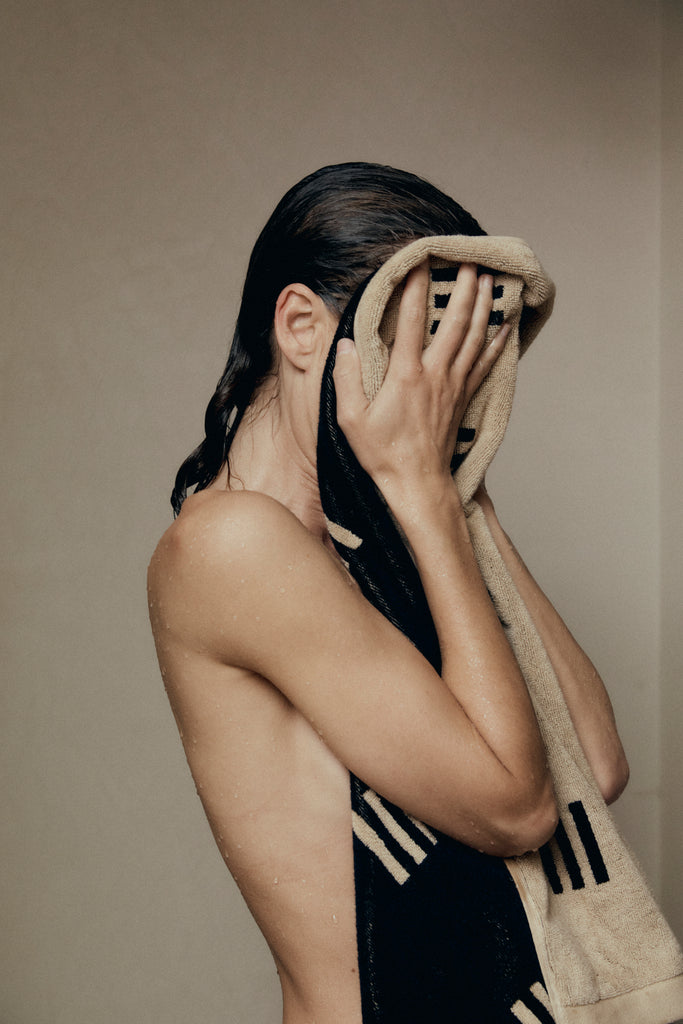 Claremont Bath Towel - Sand & Noir