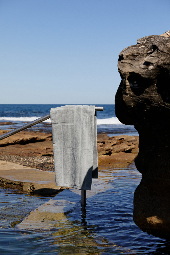 Woodford Pool Towel - Cement