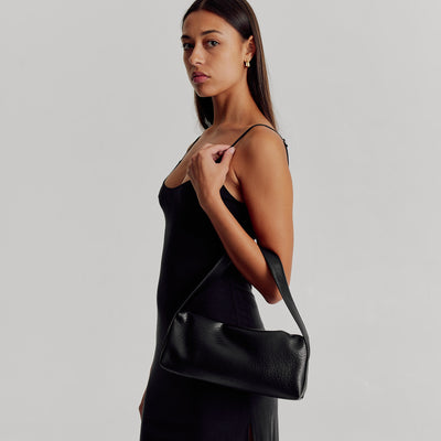 Harlow Slouch Baguette Bag - Black