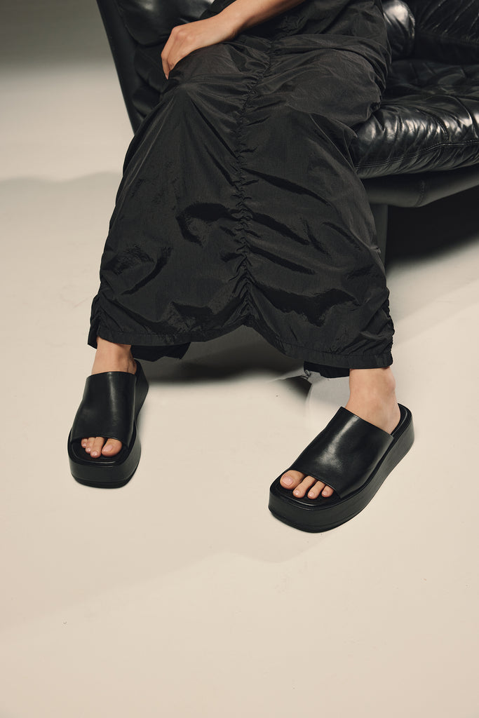 Bonnie Sandal - Black