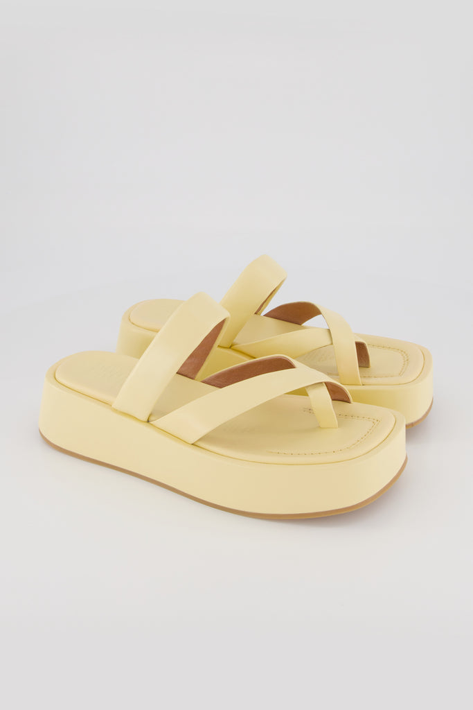 Billie Sandal - Butter