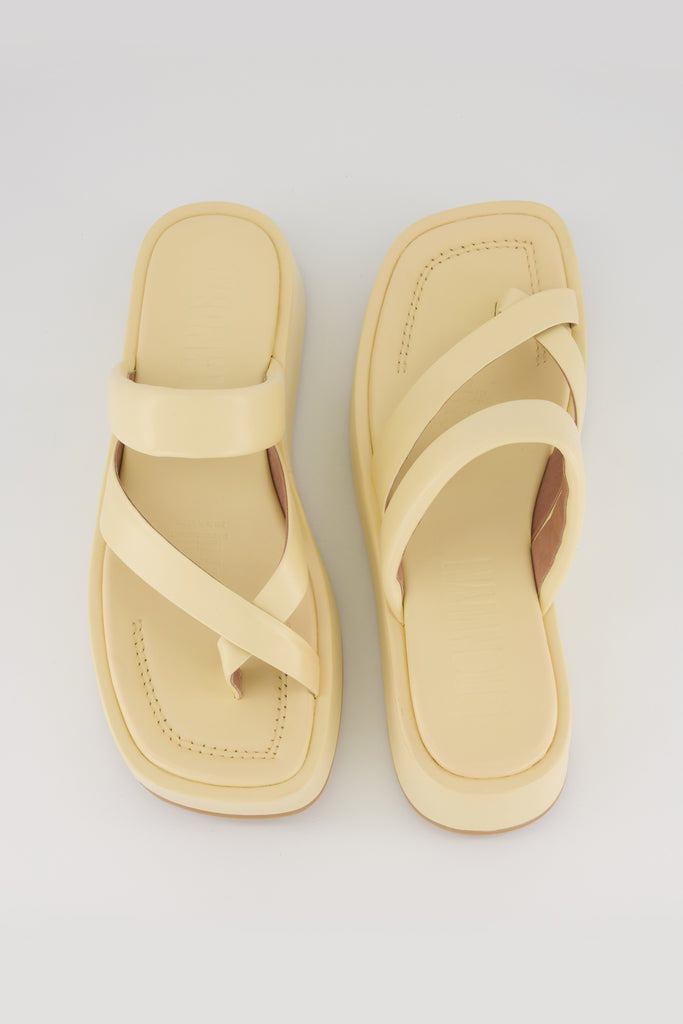 Billie Sandal - Butter