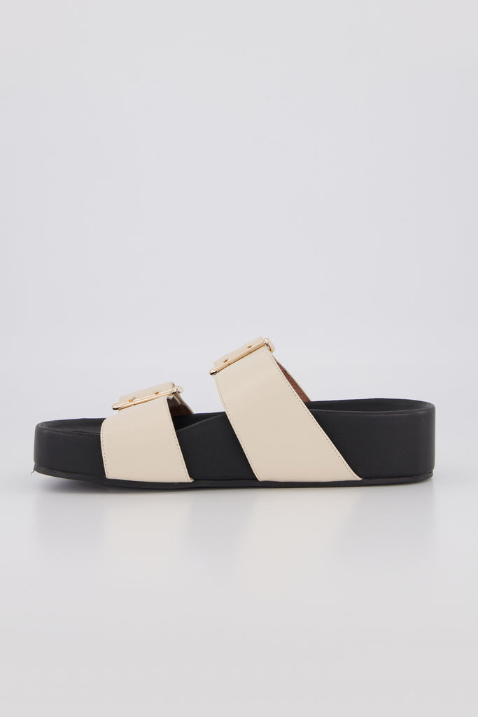 Dillon Sandal - Shell