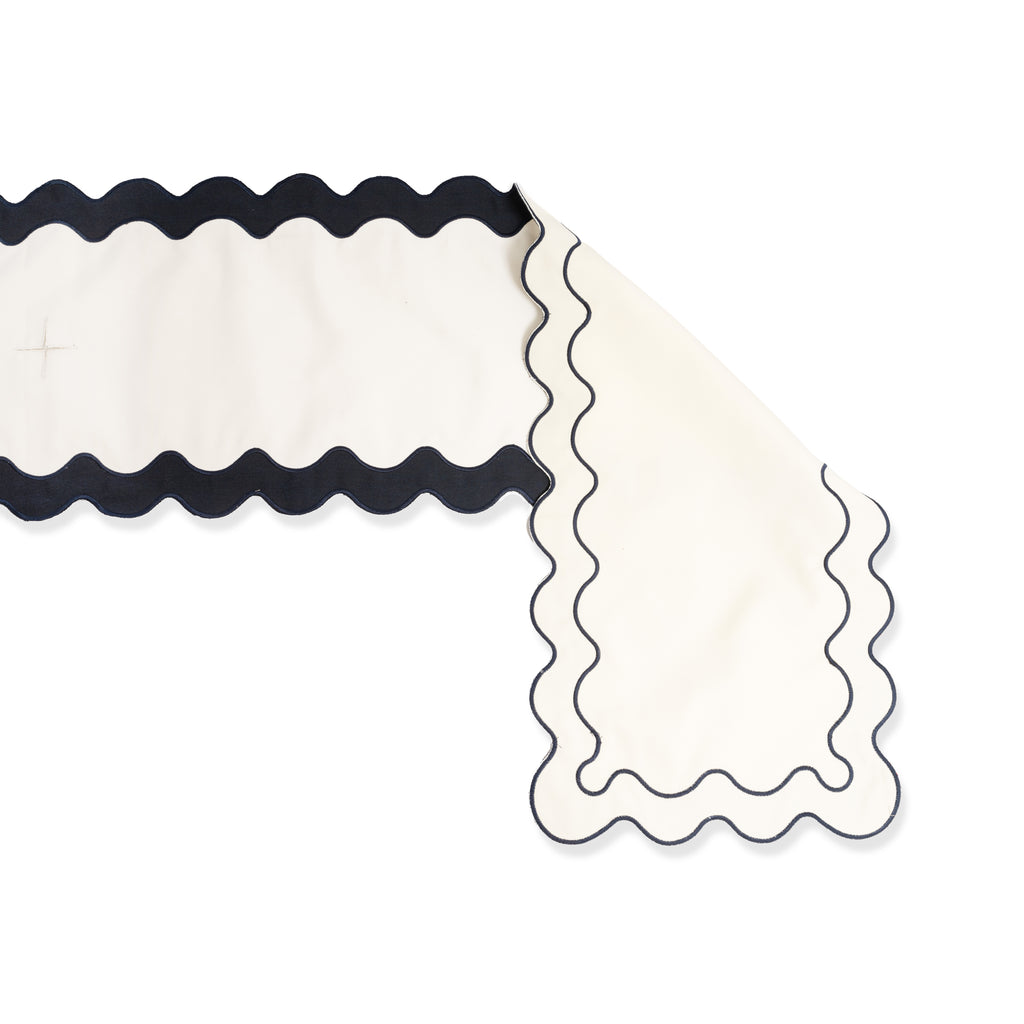 Table Runner - Rivie White & Navy