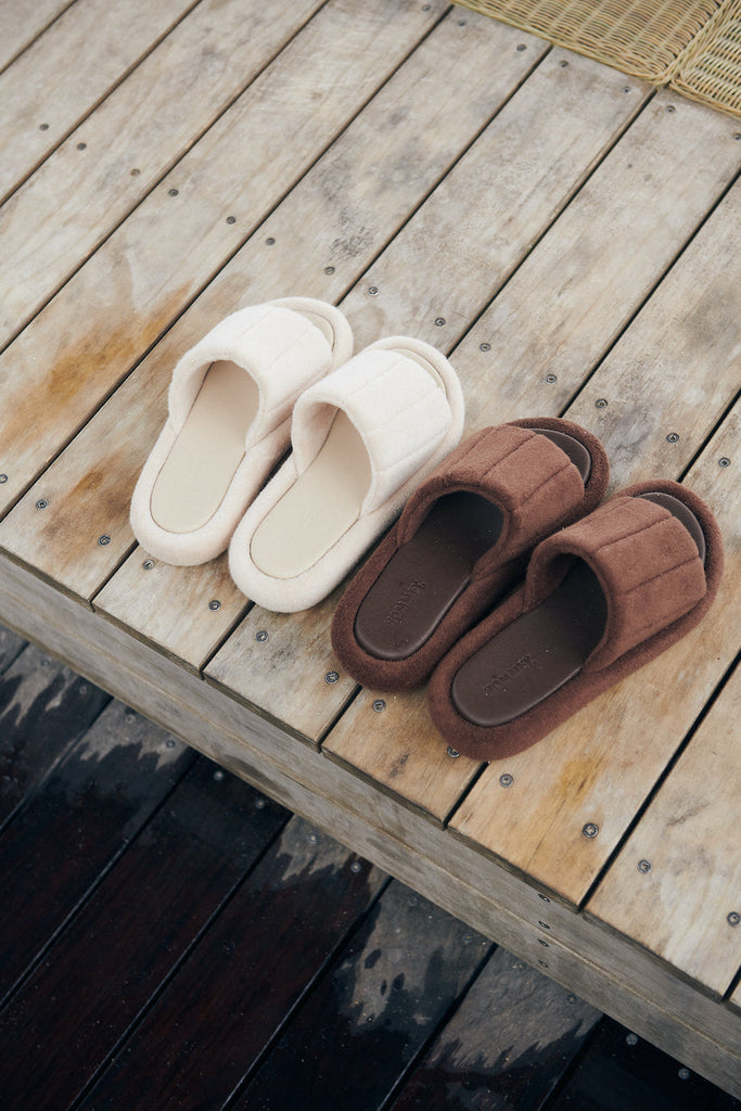 Bobbi Slides - Coconut