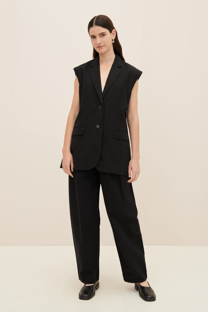 Lena Sleeveless Blazer